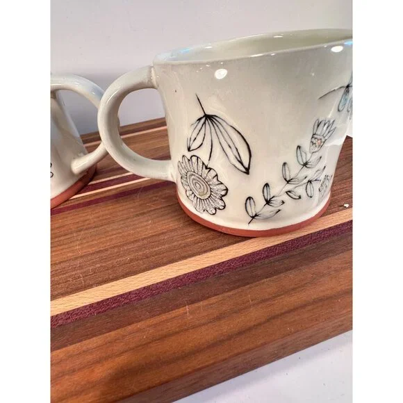 Set of 2 Ceramic Hand-drawnCoffee Mugs with Floral Butterfly Design from 180 Deg - Picture 6 of 11